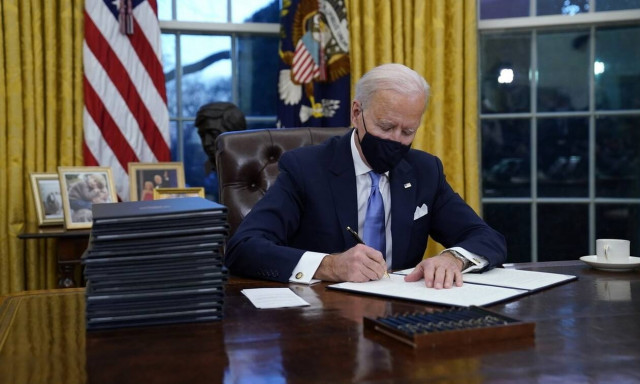 Υπέγραψε το εκτελεστικό διάταγμα ο Μπάιντεν - Οι ΗΠΑ επιστρέφουν στη συμφωνία του Παρισιού