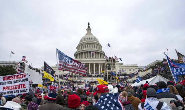 Καπιτώλιο: Συνελήφθη στη Φλόριντα ένα μέλος των Proud Boys για συμμετοχή στα επεισόδια 