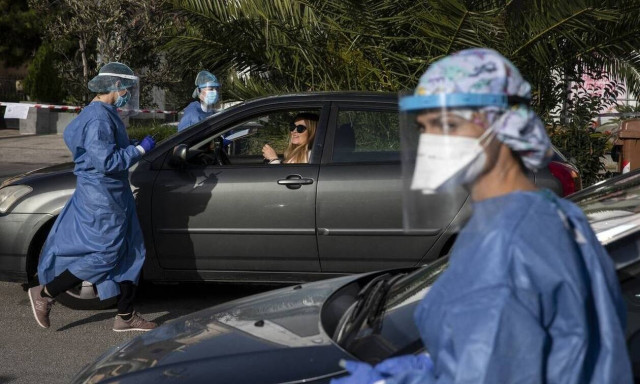 Κρούσματα σήμερα: Προβληματισμός στους επιστήμονες - Γιατί φοβούνται νέα έκρηξη