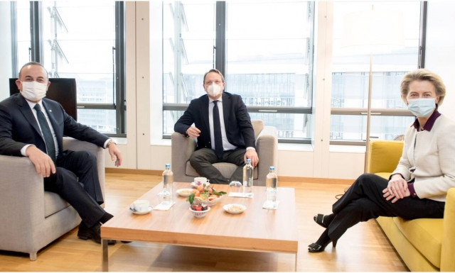 Συνάντηση Φον ντερ Λάιεν - Τσαβούσογλου με μήνυμα στην Τουρκία: Να δείξει έμπρακτα διάθεση διαλόγου