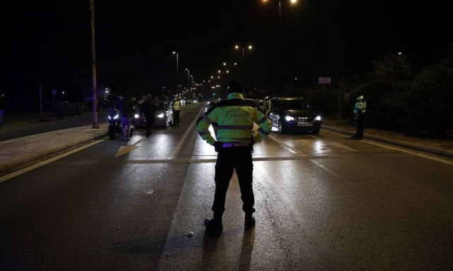 Οριστικό: Νέα παράταση του lockdown - Η απόφαση για τη μετακίνηση εκτός νομού