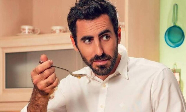 Γιάννης Αποστολάκης: Οι παντοτινοί «δεύτεροι ρόλοι» στην TV και η... αποτυχία!