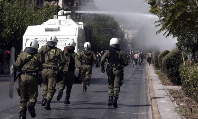 Νέο δόγμα ΕΛ.ΑΣ.: Το ηχητικό μήνυμα στους διαδηλωτές, τα μεγάφωνα και οι κάμερες