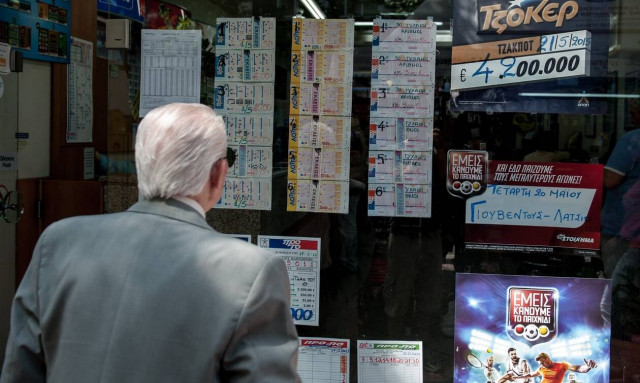 «Κλείδωσε» η απόφαση των λοιμωξιολόγων - Τι θα γίνει με σχολεία, πρακτορεία ΟΠΑΠ και λαχειοπώλες