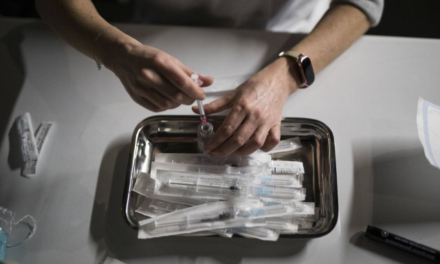 Greece confirms 605 new coronavirus cases on Saturday, 24 fatalities; 292 in ICUs