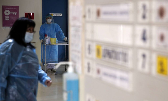 Κρούσματα σήμερα: 256 στην Αττική, 65 στη Θεσσαλονίκη - Ο χάρτης διασποράς των νέων μολύνσεων