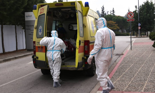 Κρούσματα σήμερα: 605 νέα ανακοίνωσε ο ΕΟΔΥ - 24 νεκροί σε 24 ώρες, στους 292 οι διασωληνωμένοι