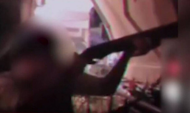 Δυτική Αττική: Σοκάρουν εικόνες ανηλίκων που ποζάρουν με όπλα - Αλωνίζουν οι συμμορίες