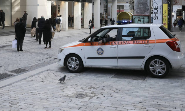 Έτσι πιάνει η ΕΛ.ΑΣ όσους... πονηρούς σβήνουν τα SMS όταν βγαίνουν για ψώνια