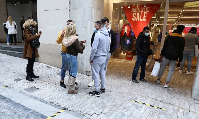 Κορονοϊός – Βατόπουλος: Μπορεί να γίνει εισήγηση για κλείσιμο του λιανεμπορίου