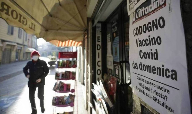 Κορoνοϊός - Ιταλία: Στους 420 θάνατοι το τελευταίο 24ωρο -  8.561 τα νέα κρούσματα 