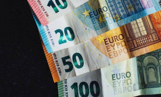 Ποιες μητέρες ανηλίκων προλαβαίνουν τα νέα µεταβατικά ηλικιακά όρια συνταξιοδότησης