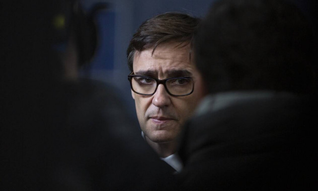 Ισπανία: Αποχωρεί ο υπουργός Υγείας εν μέσω αναζωπύρωσης της πανδημίας