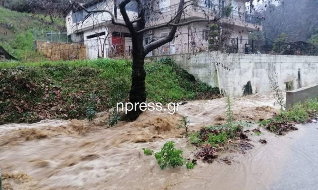 Κακοκαιρία – Αγρίνιο: «Πνίγεται» ο νομός – Τεράστιες καταστροφές (pic - vids)