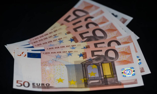 Αναδρομικά συνταξιούχων: Ποιοι θα πάρουν έως 3.396 ευρώ - Διπλό σχέδιο για επικουρικές και δώρα