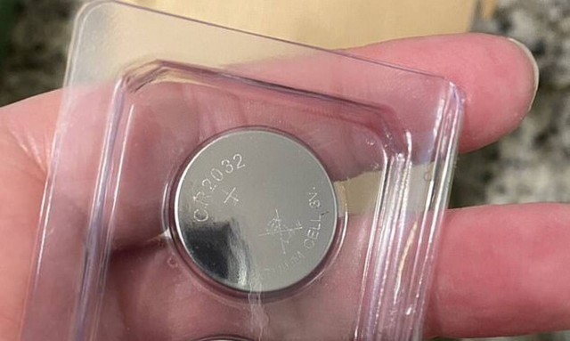 Τραγωδία: Βρέφος 23 μηνών πέθανε από αιμορραγία αφού κατάπιε μπαταρία