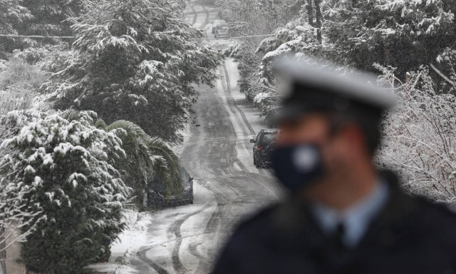 Καιρός: Βροχές, καταιγίδες και πτώση της θερμοκρασίας - Χιόνια και στην Αττική την Τετάρτη