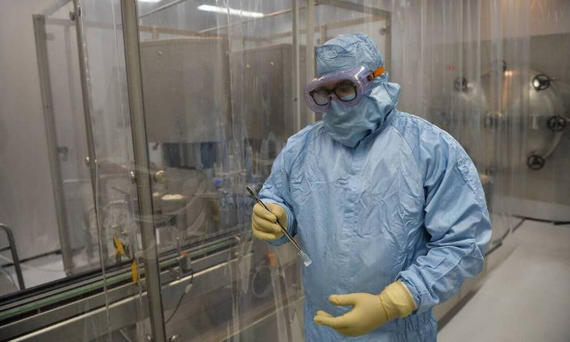 Κορονοϊός: Αυτά είναι τα συμπτώματα της βρετανικής μετάλλαξης του ιού