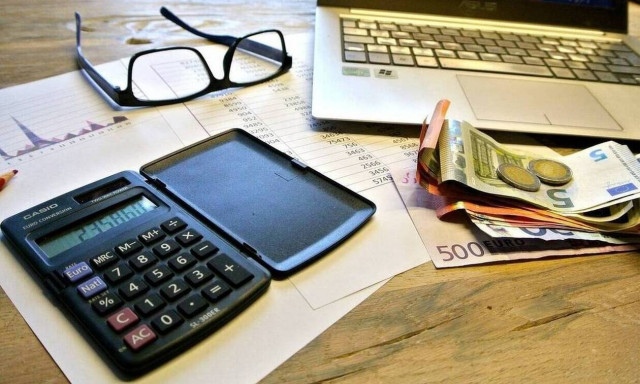 ΑΑΔΕ: Λήγουν οι προθεσμίες για αποζημιώσεις ενοικίων και θέρμανσης