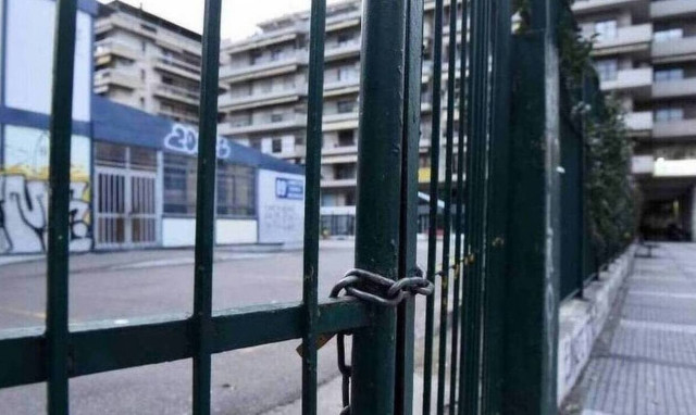 «Εξαιρετικές αμφιβολίες» Σύψα για το άνοιγμα Γυμνασίων, Λυκείων- Τι δείχνει το άνοιγμα των δημοτικών