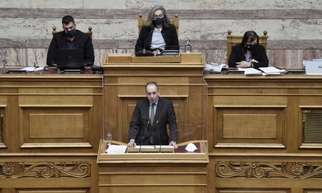 Βουλή: Ψηφίστηκε το νομοσχέδιο για την Ολοκληρωμένη Στρατηγική Νησιωτικής Πολιτικής