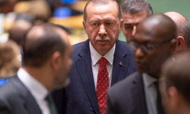 Έρντογάν: Το «χουνέρι» απ’ την Ελλάδα – Το… φυσάει και δεν κρυώνει ο σουλτάνος