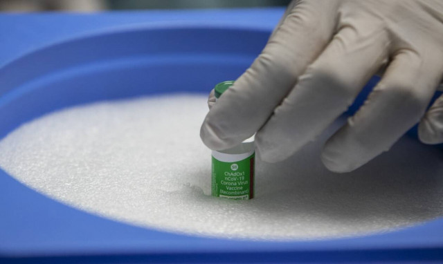 Εμβόλιο κορονοϊού - Ραγδαίες εξελίξεις: Η AstraZeneca δίνει στη δημοσιότητα το συμβόλαιο με την ΕΕ