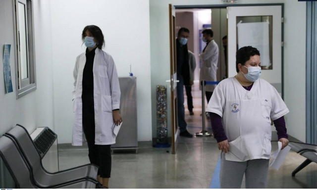 Κορονοϊός: Νέα αύξηση κρουσμάτων των μεταλλαγμένων στελεχών φοβούνται οι λοιμωξιολόγοι 