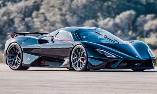 Το SSC Tuatara είναι το πιο γρήγορο αυτοκίνητο παραγωγής στον κόσμο με 455,3 χλμ/ώρα