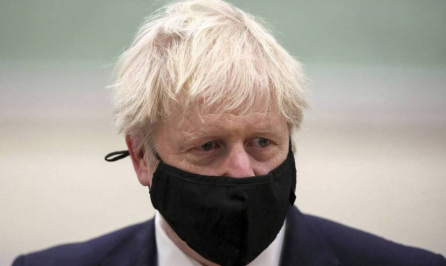 Κορονοϊος: Ανησυχίες Τζόνσον για την απόφαση των Βρυξελλών να περιορίσουν τις εξαγωγές εμβολίων