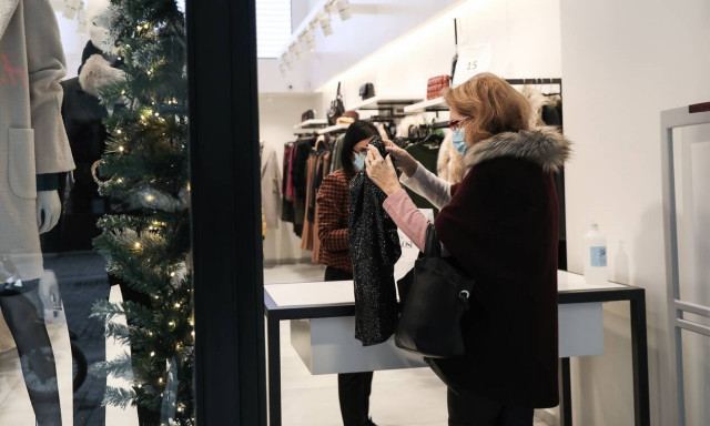 Λιανεμπόριο – Lockdown: Ποια καταστήματα θα λειτουργήσουν με click away και ποια με click in shop