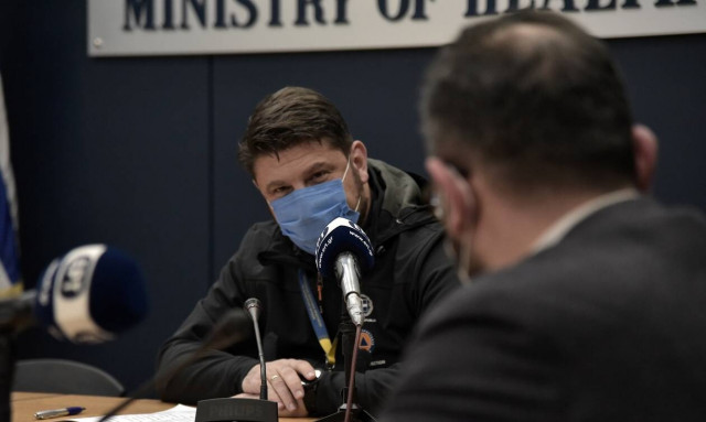 Κορονοϊός: Δείτε LIVE την ενημέρωση του υπουργείου Υγείας