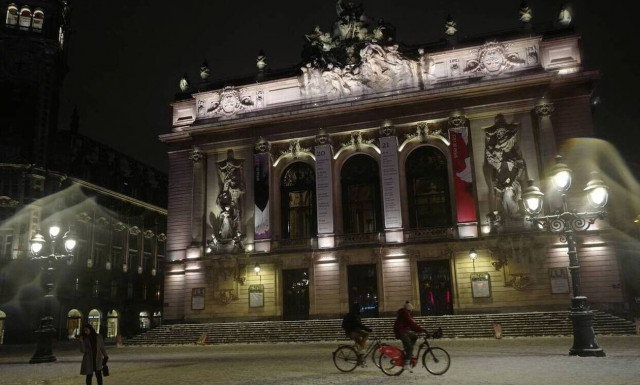 Κορονοϊός - Γαλλία: Προβληματισμός για τα υψηλά επίπεδα των ασθενών που νοσηλεύονται