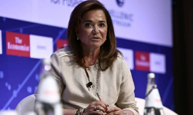 Ντόρα Μπακογιάννη: Ανέκτησε τον λογαριασμό της στο Instagram και απάντησε με ελληνική σημαία