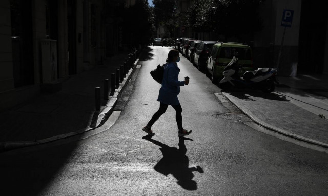 Κορονοϊός: Φόβοι για νέα έξαρση - «Τον Απρίλιο το τρίτο κύμα στην Αττική»