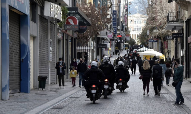 Κρούσματα σήμερα: Το επίκεντρο της πανδημίας στην Αττική με 222 νέα κρούσματα - Αναλυτικά η διασπορά