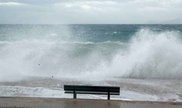 Καιρός: Ραγδαία επιδείνωση τις επόμενες ώρες - Πού θα «χτυπήσει» η κακοκαιρία