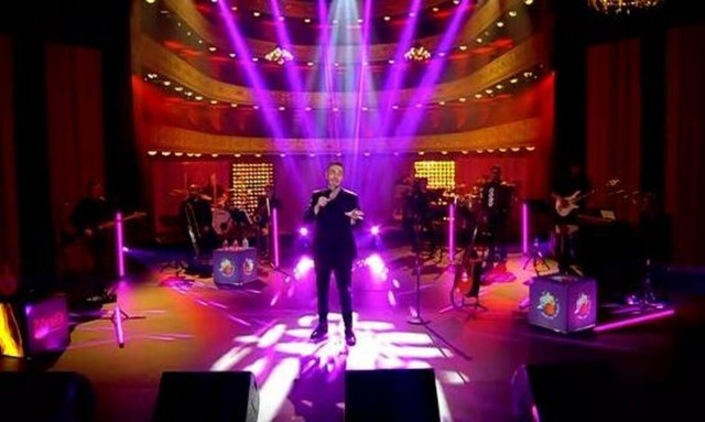 Χατζηγιάννης: Οι μοναδικές ερμηνείες και οι αποκαλύψεις (vids)