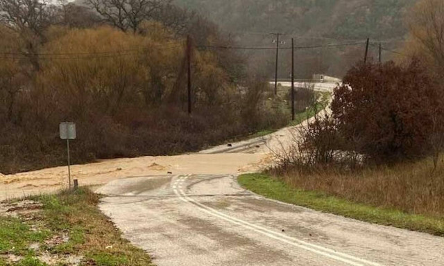 «Πνίγηκε» o Έβρος: Εγκλωβίστηκαν μαθητές και δάσκαλοι - Δήμαρχος Αλεξανδρούπολης στο Newsbomb.gr