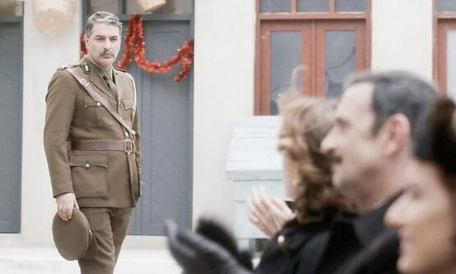 Άγριες Μέλισσες Spoiler: Ανατροπές και αγωνία – Η κατάρρευση της Μυρσίνης και το κυνήγι του Βόσκαρη