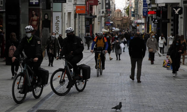 Πανδημία: Η στρατηγική της κυβέρνησης, τα προληπτικά μέτρα και το ενδεχόμενο lockdown