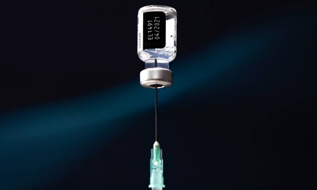 Κορονοϊός – «Βόμβα» καθηγητή ΑΠΘ: Θα χρειαστούν νέα εμβόλια για το βραζιλιάνικο στέλεχος