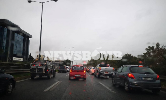Κυκλοφοριακό χάος στην Αθήνα - Ποιους δρόμους να αποφύγετε