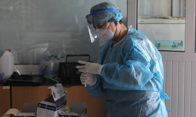 Κορονοϊός: Κατά 75% πιο μεταδοτική η νοτιοαφρικανική μετάλλαξη σε σχέση με το κοινό στέλεχος