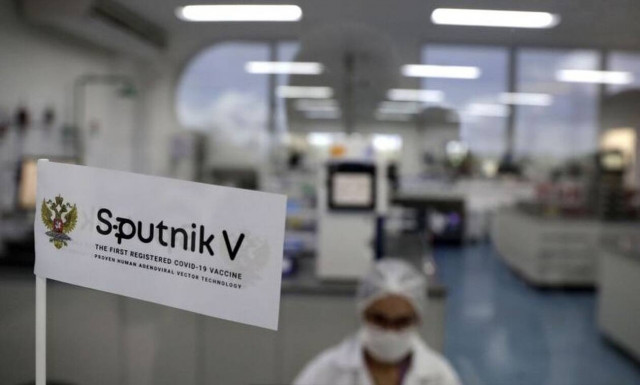 Γαλλία: «Ναι» στο ρωσικό εμβόλιο Sputnik V αν εγκριθεί από τον EMA