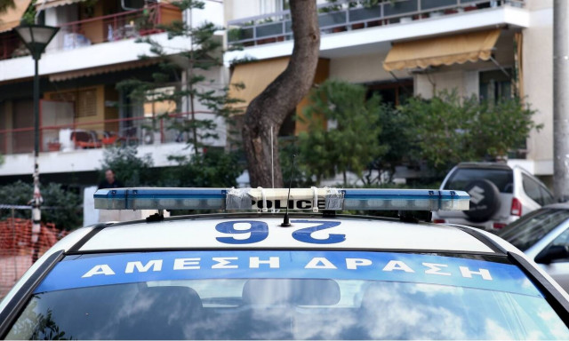 Φωτιά σε περιπολικό της Αστυνομίας στην Πάτρα