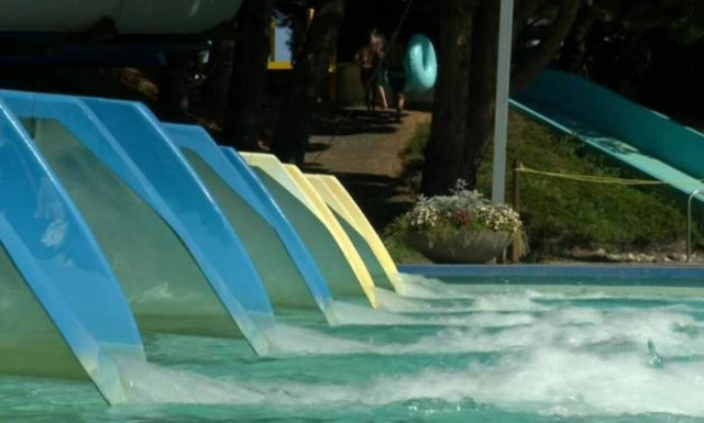 Τραγωδία: 10χρονη πέθανε από καρδιακή προσβολή στη νεροτσουλήθρα που είχε όνειρο να κολυμπήσει