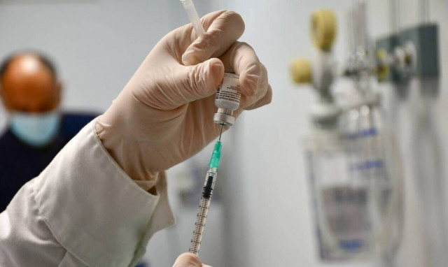 Κορονοϊός –Παυλάκης: Ανησυχώ για τις μεταλλάξεις – Δεν γίνεται κοινωνία ανοιχτή χωρίς εμβόλιο