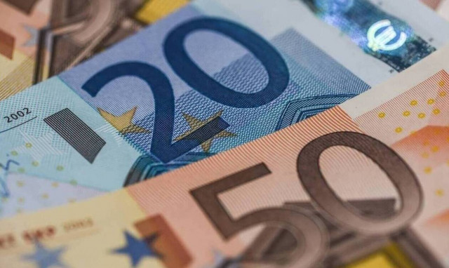 Αποζημίωση ειδικού σκοπού: Μπαίνουν τα λεφτά τις επόμενες ώρες - Ελέγξτε τους λογαριασμούς σας