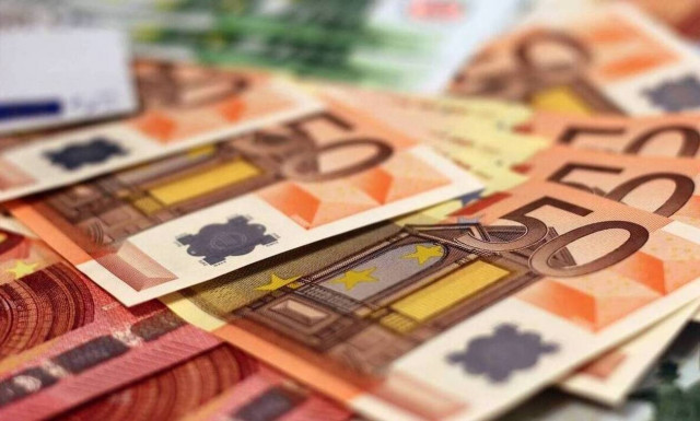 Αποζημιώσεις ειδικού σκοπού, ΣΥΝ-ΕΡΓΑΣΙΑ και Δώρο Χριστουγέννων πληρώνονται αύριο 